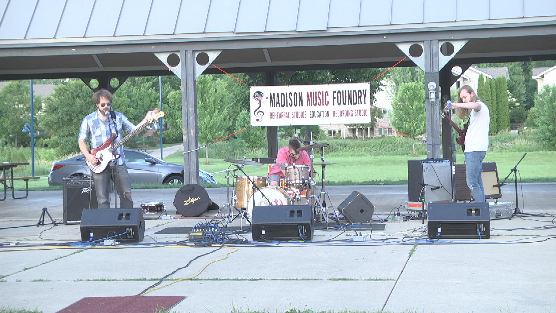 Concerts at McKee - The Traveling Suitcase 6-19-2017
